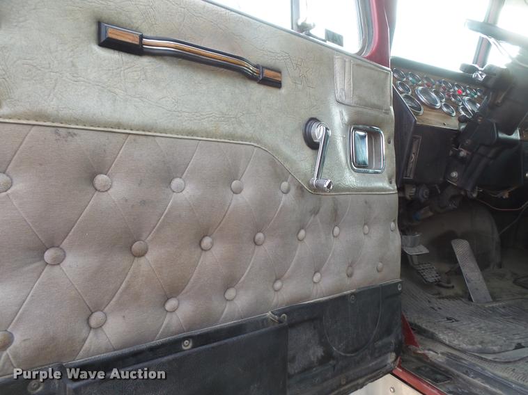 image for item DB2823 1996 Western Star 4900 dump truck