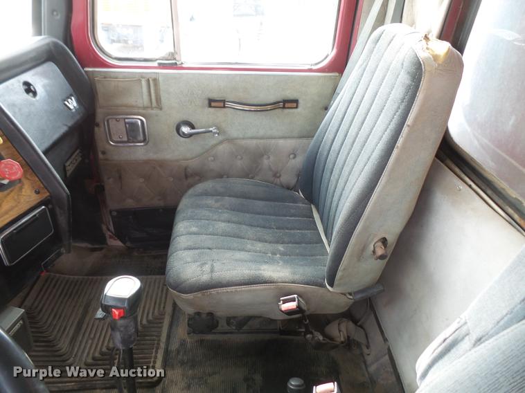 image for item DB2823 1996 Western Star 4900 dump truck