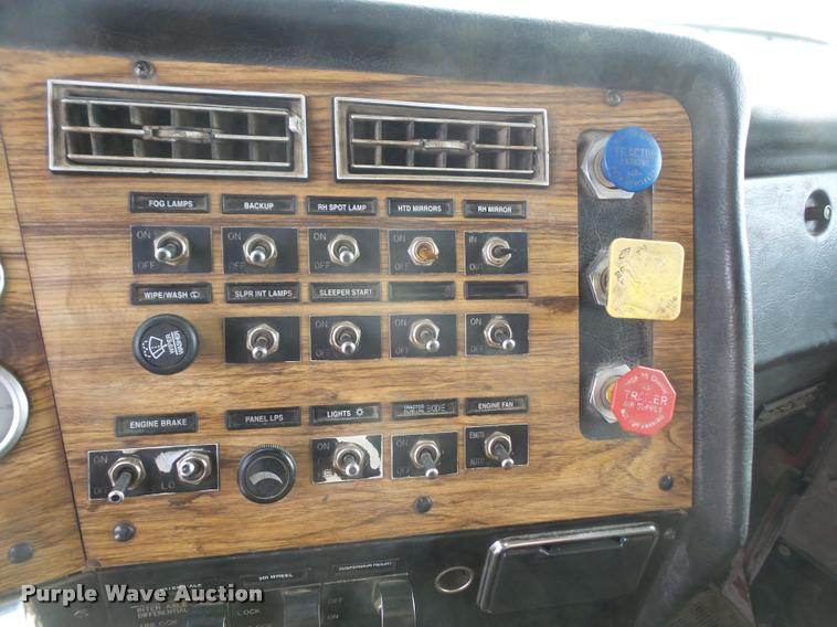 image for item DB2823 1996 Western Star 4900 dump truck