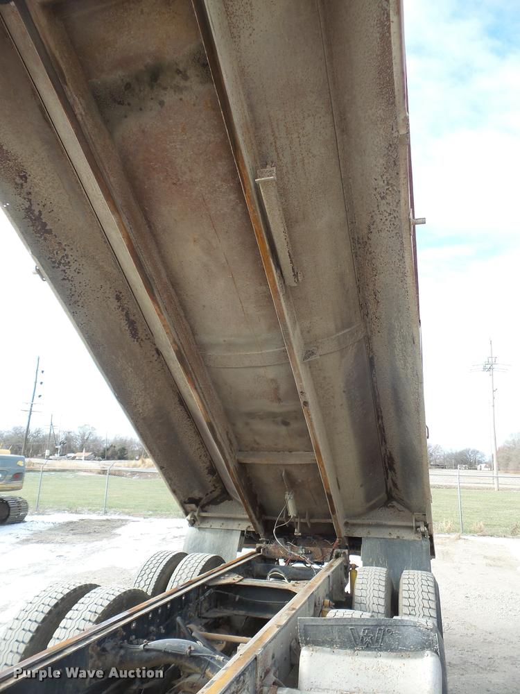 image for item DB2823 1996 Western Star 4900 dump truck