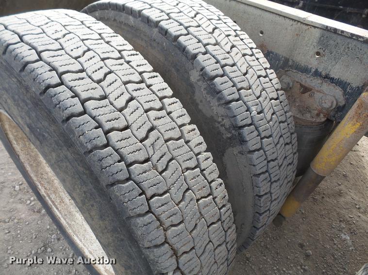 image for item DB2823 1996 Western Star 4900 dump truck