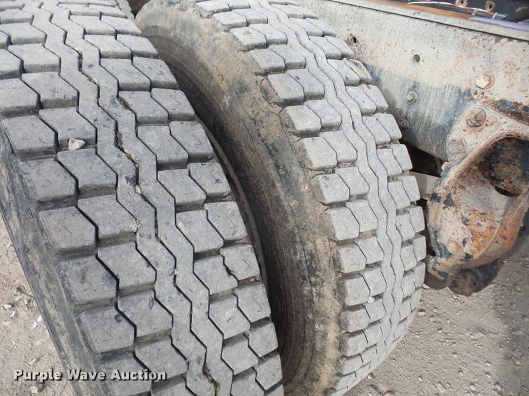 image for item DB2823 1996 Western Star 4900 dump truck