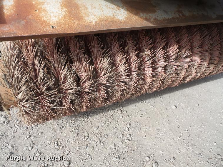 image for item DB2824 Broce broom