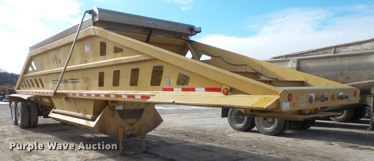 image for item DB2825 2000 Trail King TK54B00-B2 bottom dump trailer