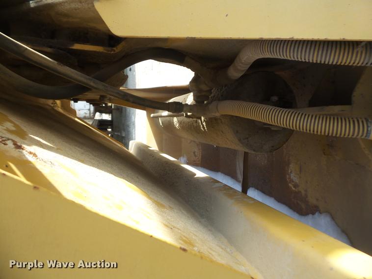 image for item DB2825 2000 Trail King TK54B00-B2 bottom dump trailer