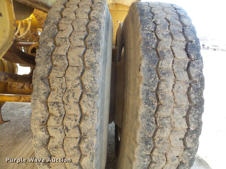 image for item DB2825 2000 Trail King TK54B00-B2 bottom dump trailer