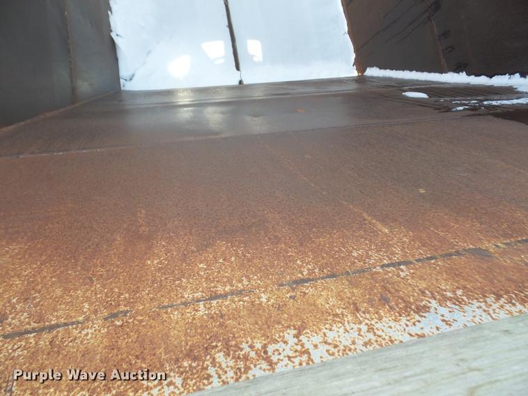 image for item DB2825 2000 Trail King TK54B00-B2 bottom dump trailer