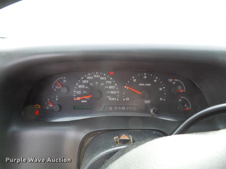 image for item DB2829 2004 Ford F250 Super Duty SuperCab pickup truck