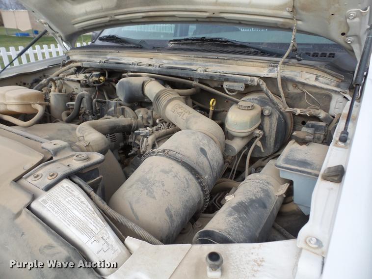 image for item DB2829 2004 Ford F250 Super Duty SuperCab pickup truck