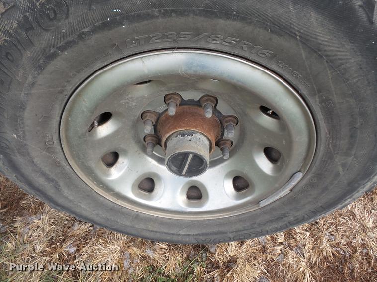 image for item DB2829 2004 Ford F250 Super Duty SuperCab pickup truck