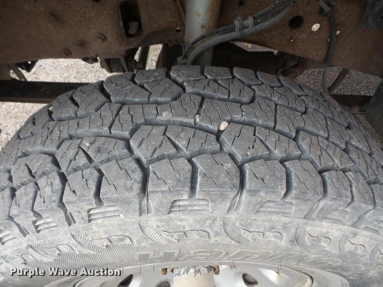 image for item DB2829 2004 Ford F250 Super Duty SuperCab pickup truck