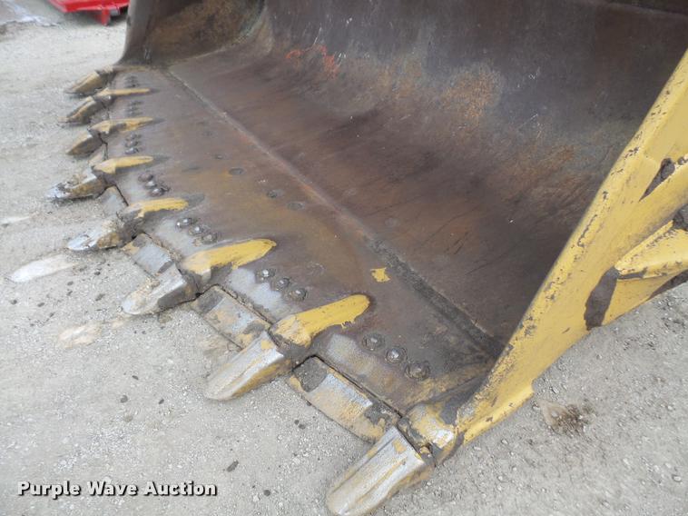 image for item DB2830 1982 Caterpillar 988B wheel loader