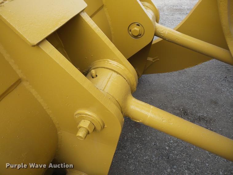 image for item DB2830 1982 Caterpillar 988B wheel loader