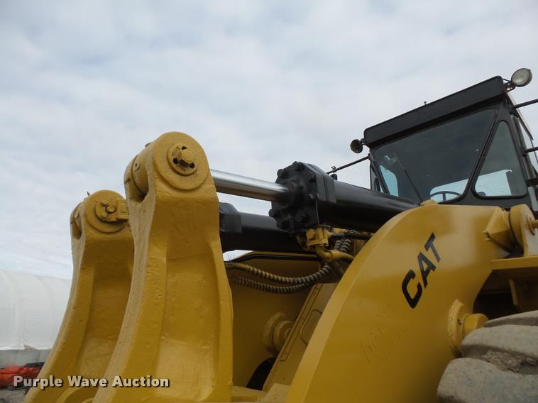 image for item DB2830 1982 Caterpillar 988B wheel loader