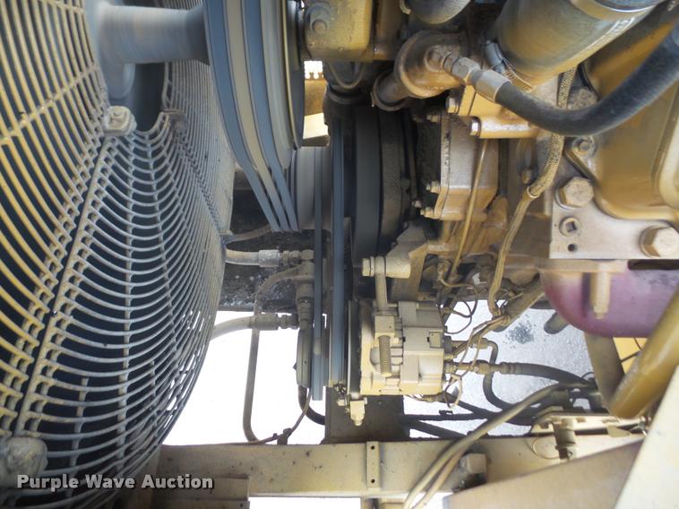 image for item DB2830 1982 Caterpillar 988B wheel loader