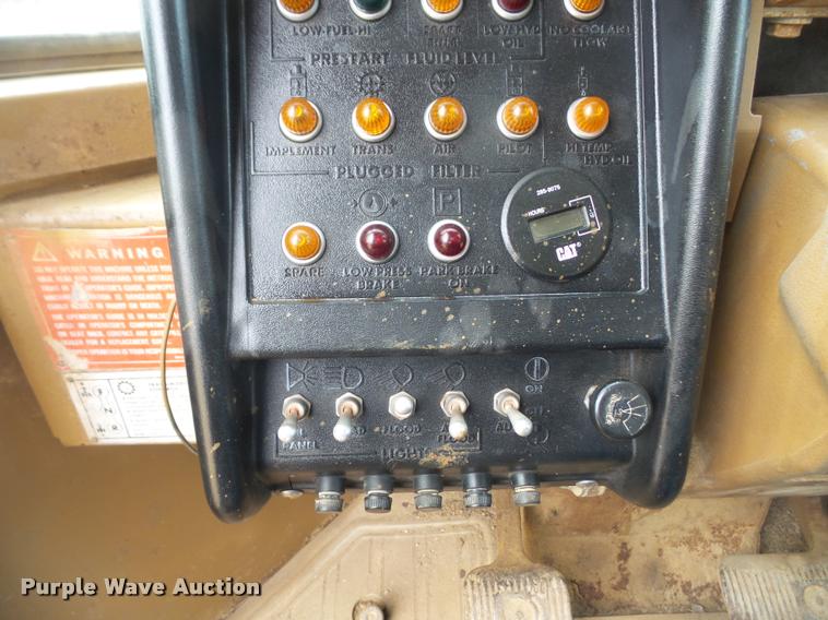 image for item DB2830 1982 Caterpillar 988B wheel loader