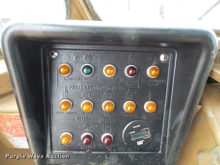 image for item DB2830 1982 Caterpillar 988B wheel loader