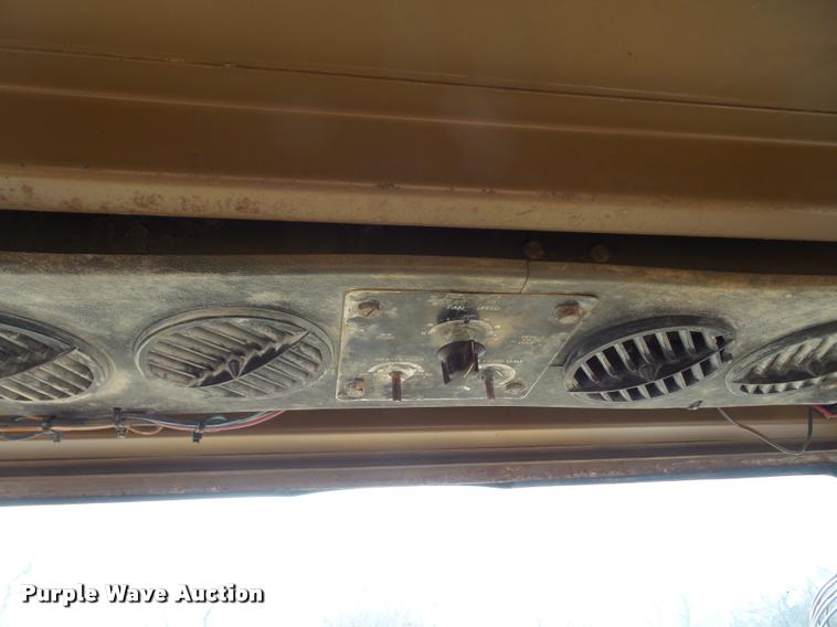 image for item DB2830 1982 Caterpillar 988B wheel loader