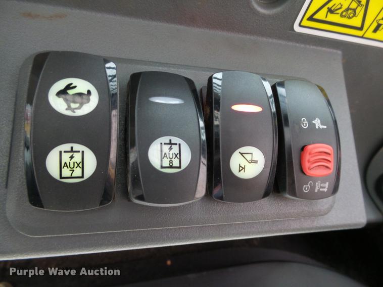 image for item DB4628 2010 Caterpillar 279C skid steer