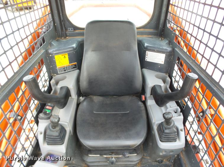 image for item DB4629 2014 Kubota SVL90-2 skid steer