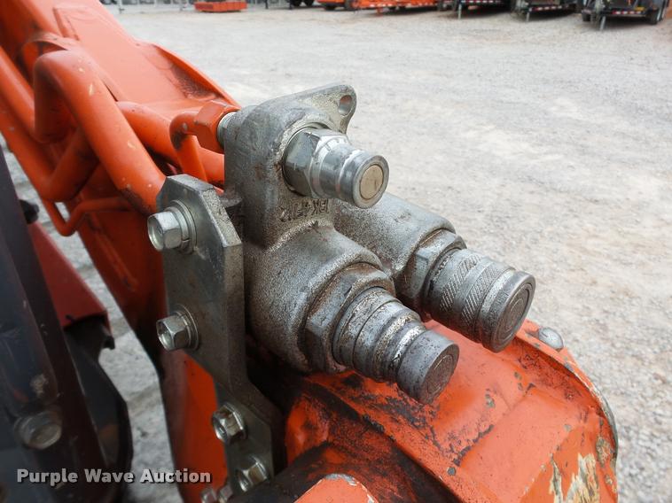 image for item DB4629 2014 Kubota SVL90-2 skid steer