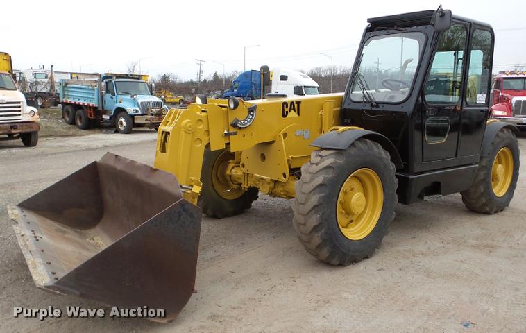 image for item DB5319 1995 Caterpillar TH63 telehandler