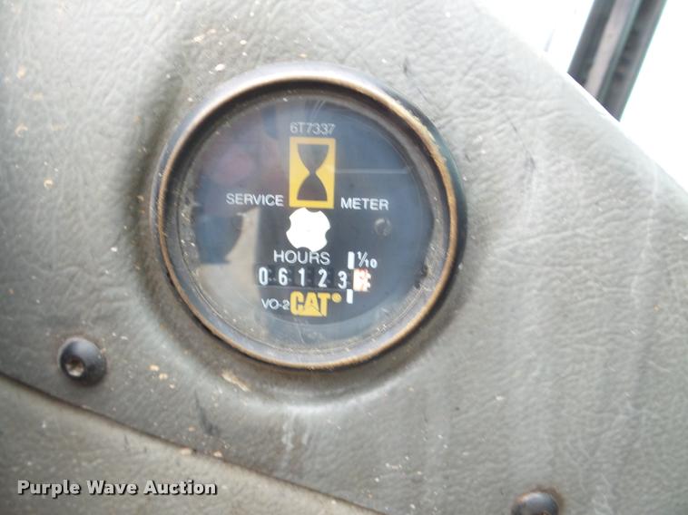 image for item DB5319 1995 Caterpillar TH63 telehandler