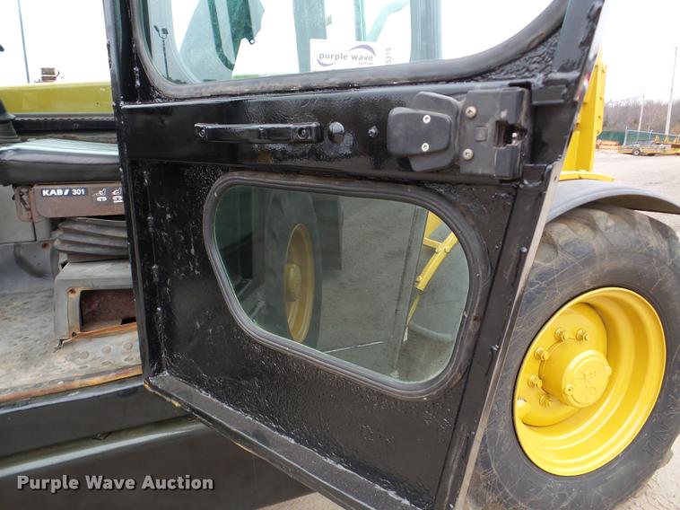 image for item DB5319 1995 Caterpillar TH63 telehandler