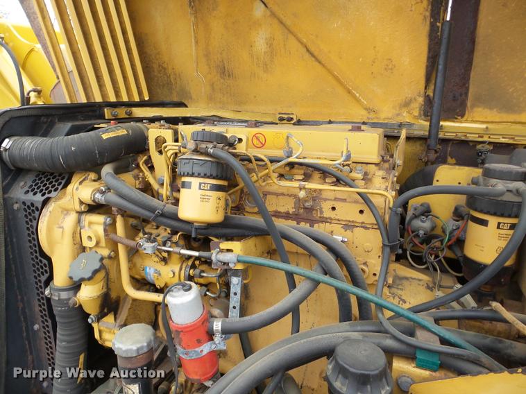 image for item DB5319 1995 Caterpillar TH63 telehandler