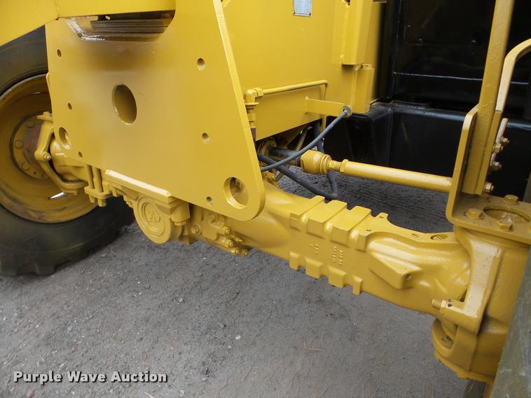 image for item DB5319 1995 Caterpillar TH63 telehandler