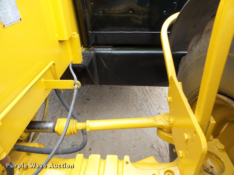 image for item DB5319 1995 Caterpillar TH63 telehandler