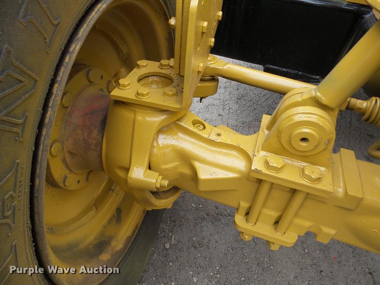image for item DB5319 1995 Caterpillar TH63 telehandler