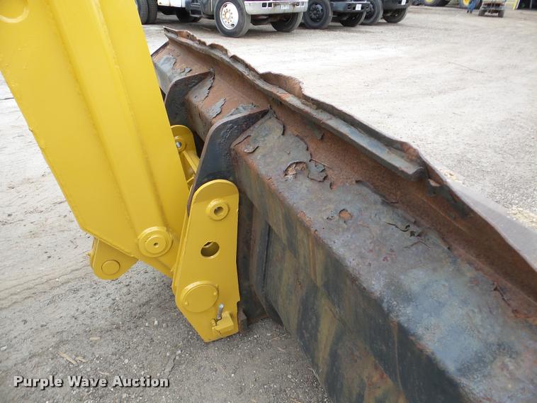 image for item DB5319 1995 Caterpillar TH63 telehandler