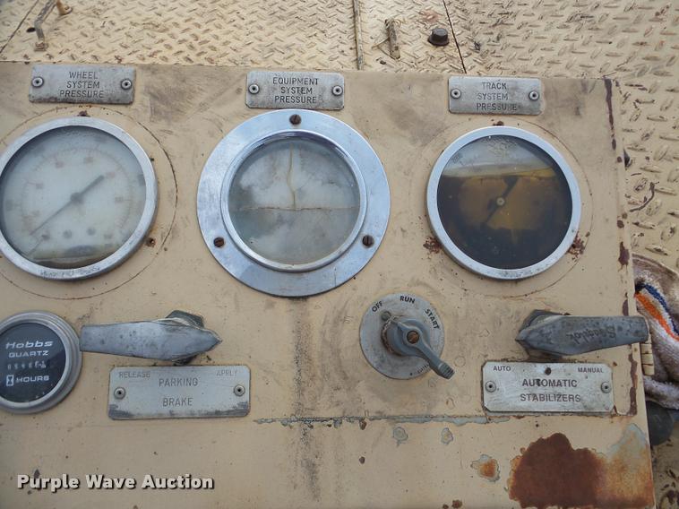 image for item DB5364 1990 Tesmec TRS1000B trencher