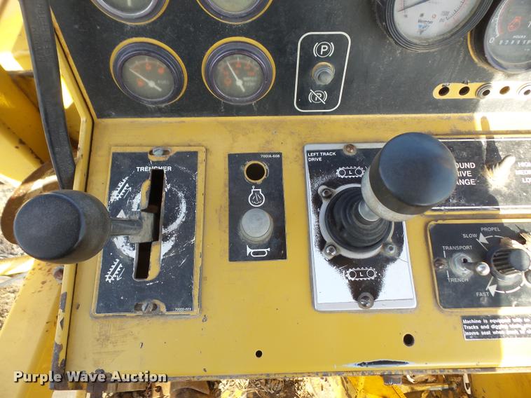 image for item F1730 2002 Vermeer T455 trencher