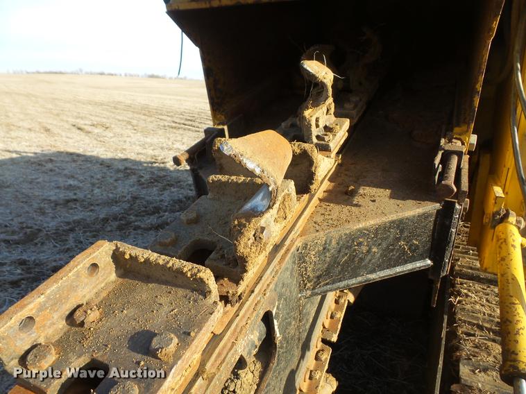 image for item F1730 2002 Vermeer T455 trencher