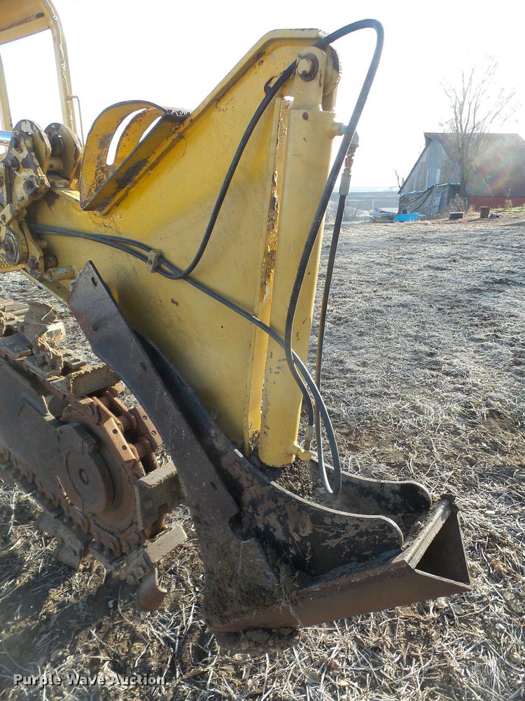 image for item F1730 2002 Vermeer T455 trencher