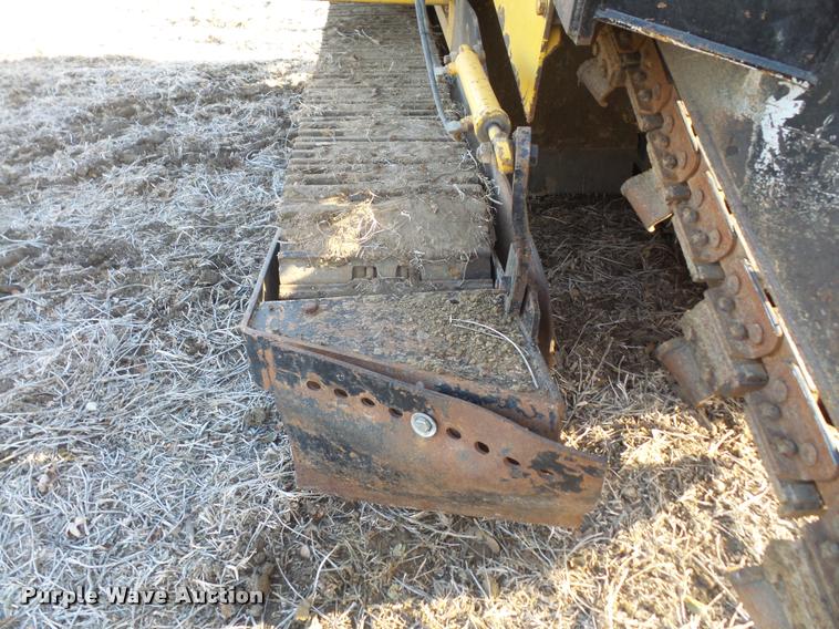 image for item F1730 2002 Vermeer T455 trencher