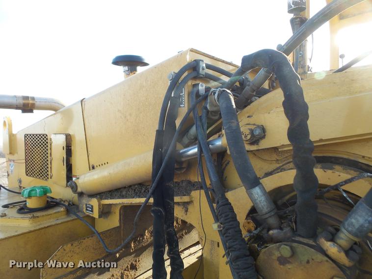 image for item F1730 2002 Vermeer T455 trencher