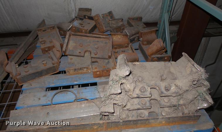 image for item F1730 2002 Vermeer T455 trencher