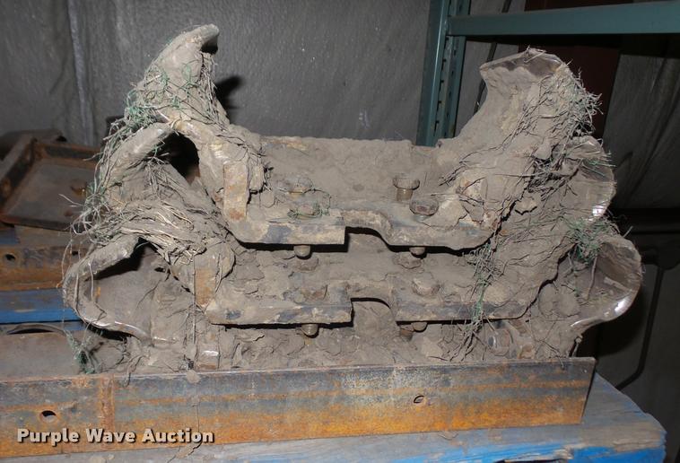 image for item F1730 2002 Vermeer T455 trencher