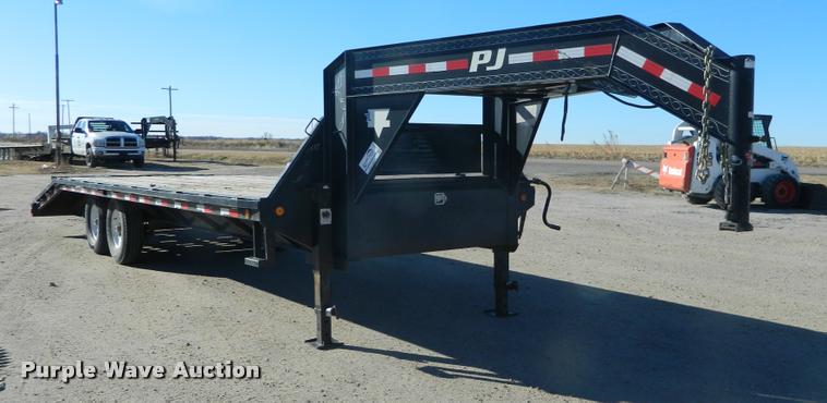 image for item J5011 2009 PJ equipment trailer