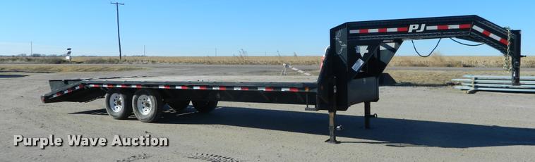 image for item J5011 2009 PJ equipment trailer