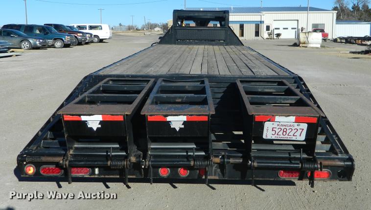 image for item J5011 2009 PJ equipment trailer