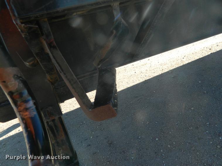 image for item J5011 2009 PJ equipment trailer