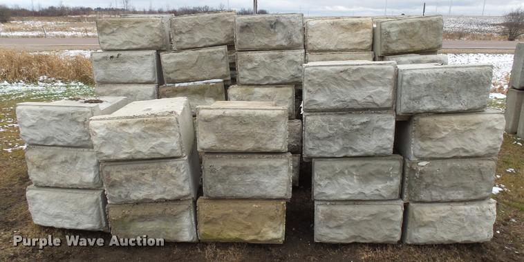 image for item J5459 (92) concrete blocks