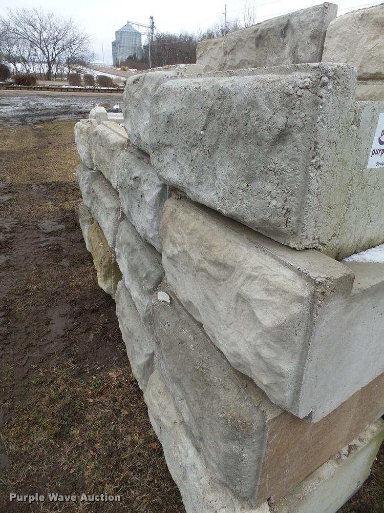 image for item J5459 (92) concrete blocks