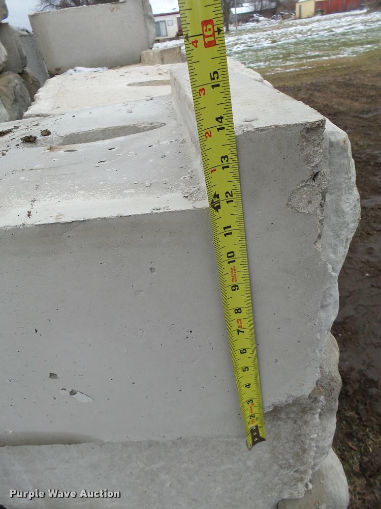 image for item J5459 (92) concrete blocks