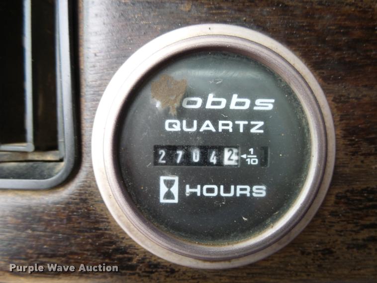 image for item J5460 1997 Freightliner FLD120SD flatbed truck