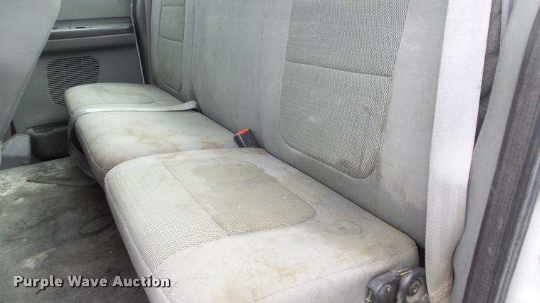 image for item J5734 2006 Ford F450 Super Duty SuperCab utility truck